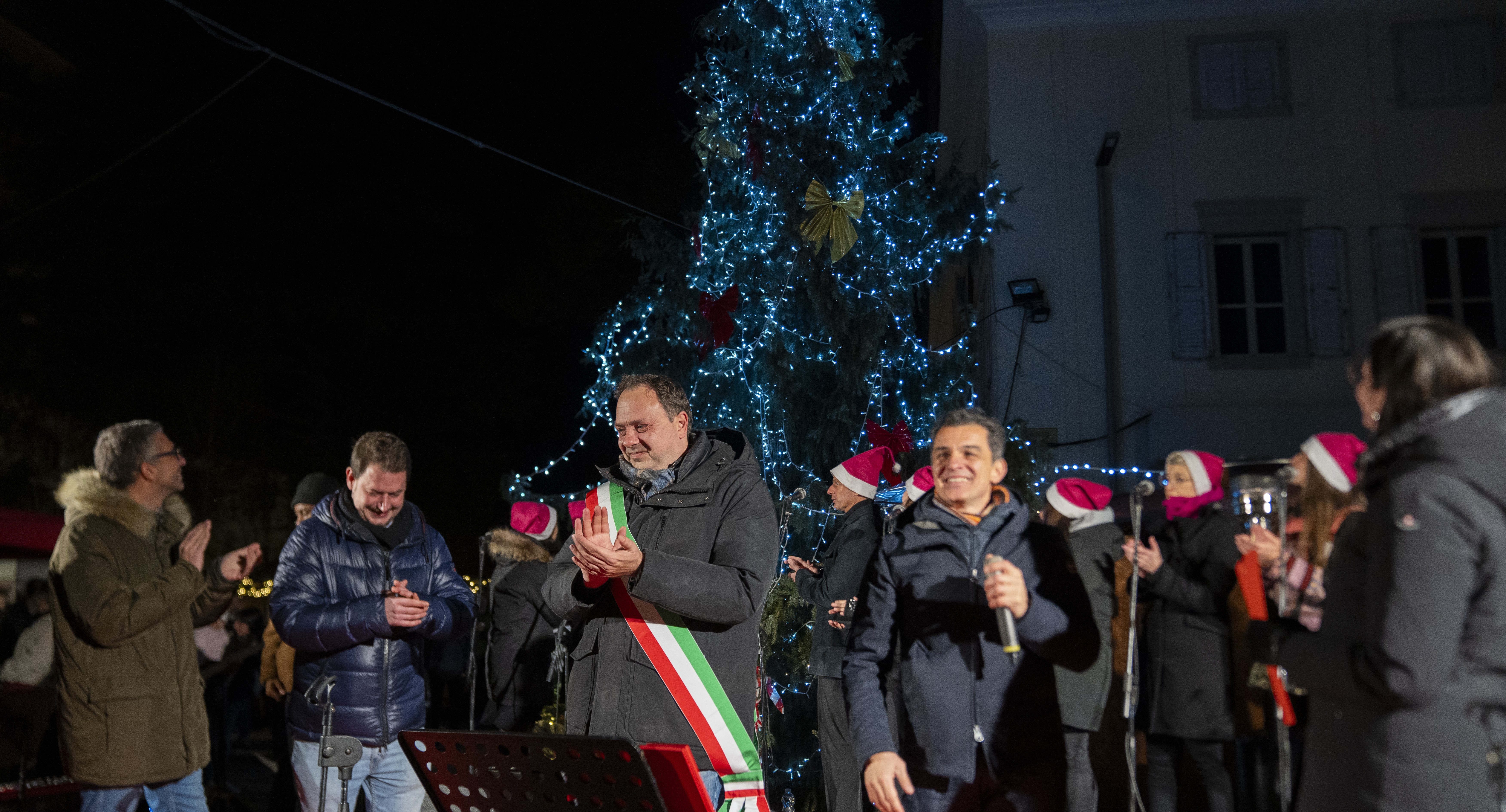 Immagine per Cormons avvia il Natale cittadino nella nuova piazza Libertà