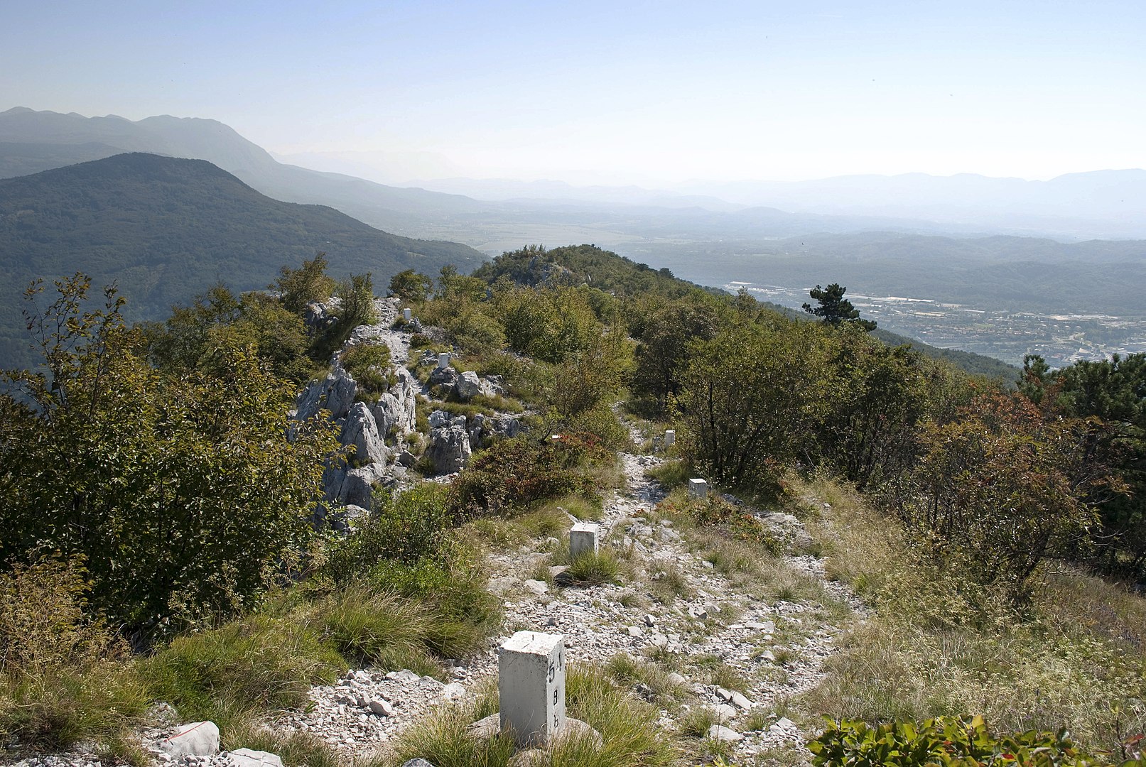 Immagine per A piedi sul monte Sabotino, domani la camminata dedicata alla pace