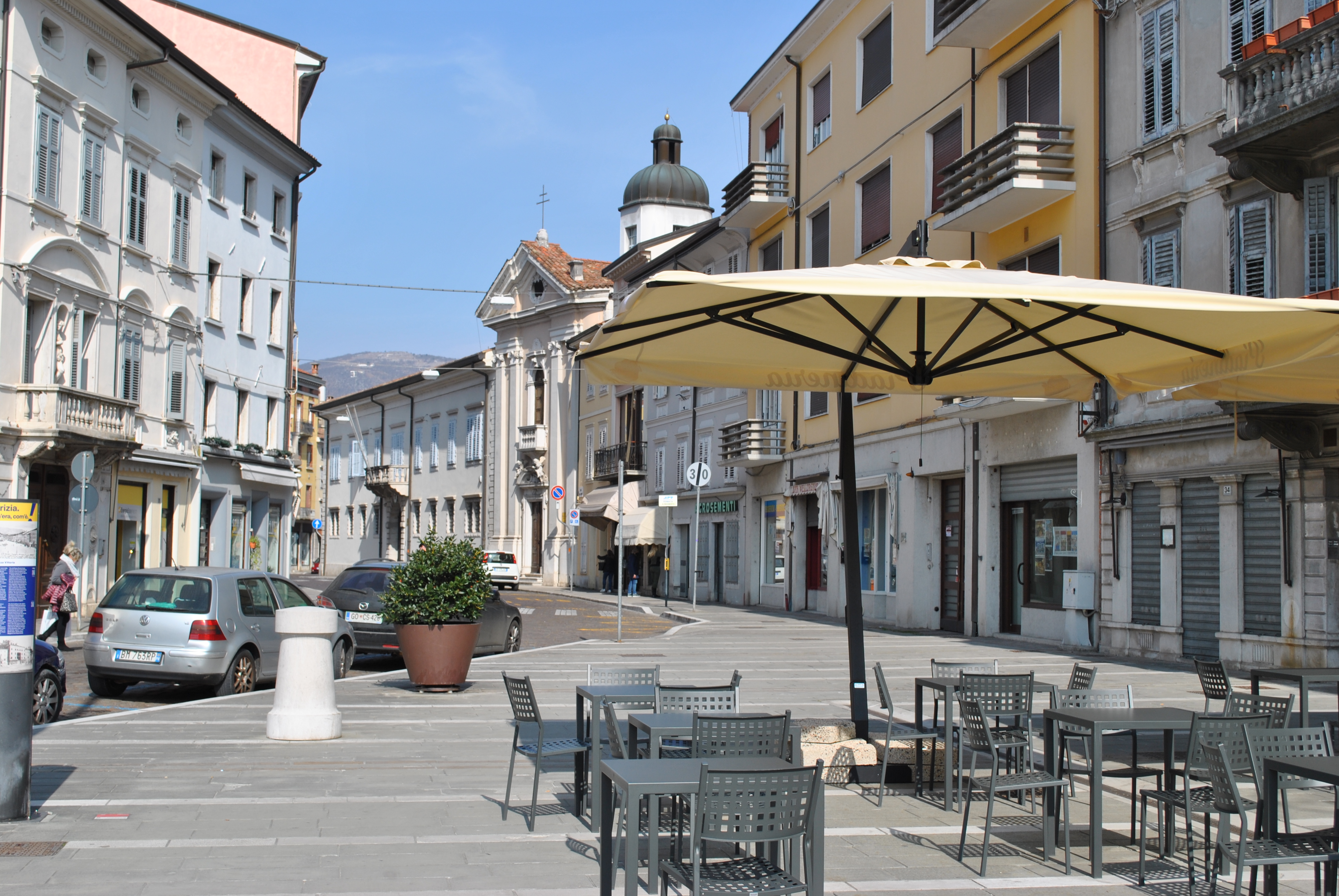 Immagine per Fvg, tavolini all'aperto, nuovi vincoli da gennaio: «A rischio nei centri storici»