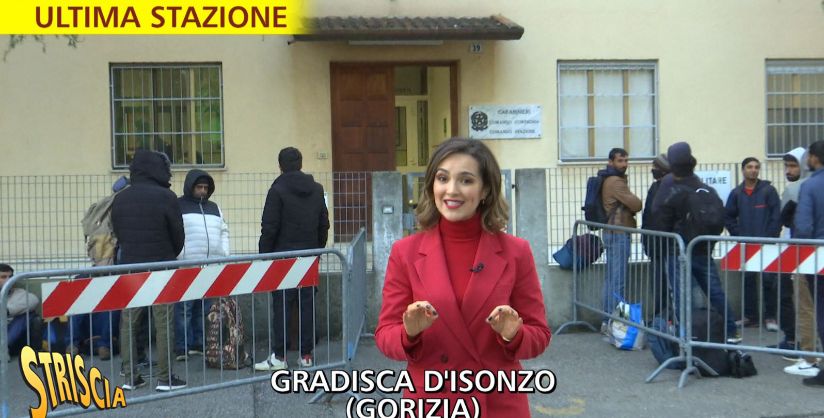 Immagine per Migranti dormono per strada, Striscia la Notizia arriva a Gradisca