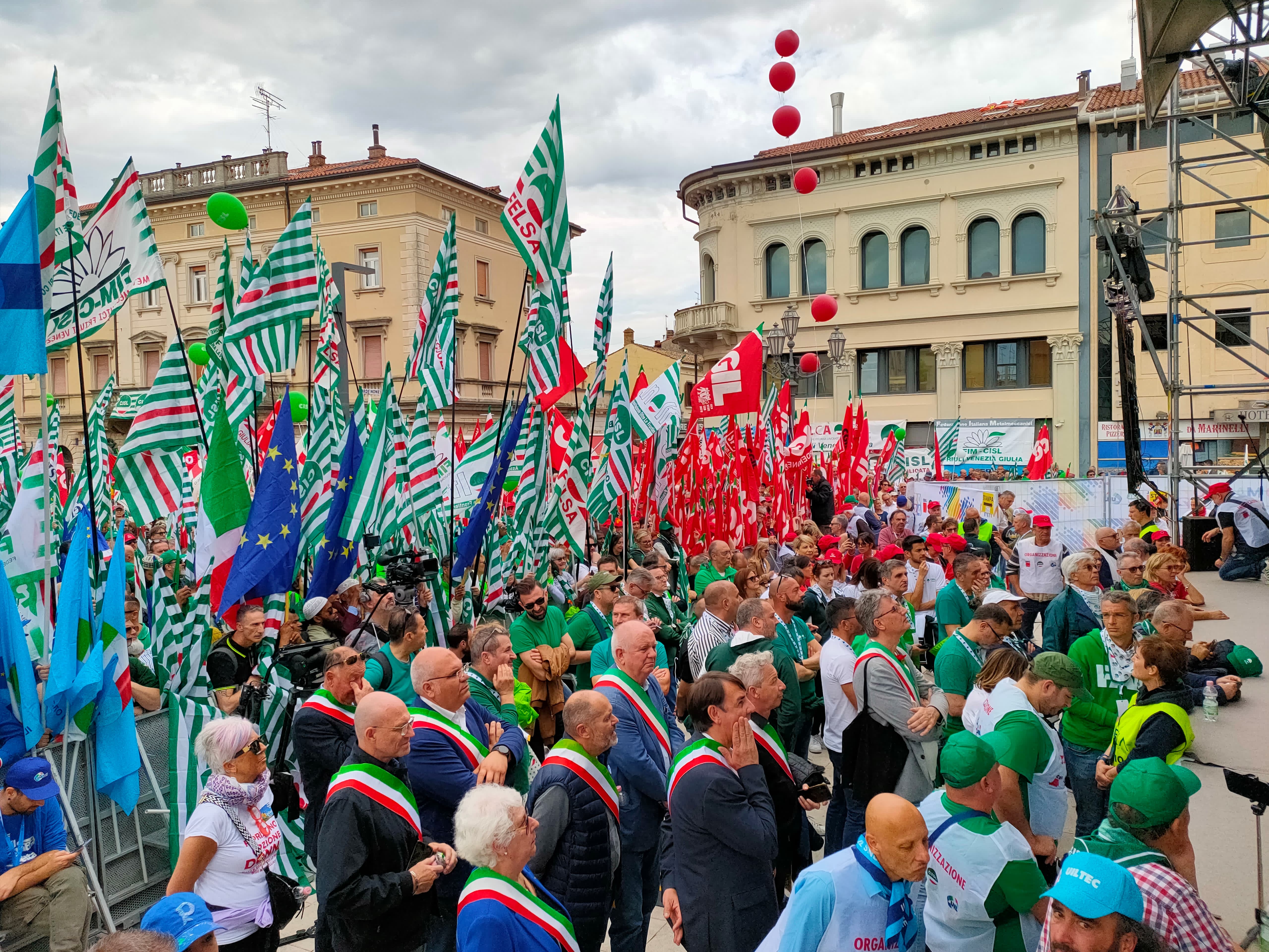 Primo maggio in piazza a Monfalcone: «Europa di pace, lavoro e giustizia»