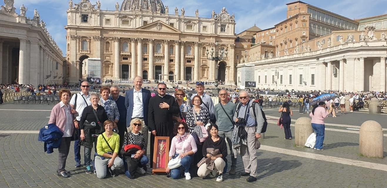 Cento anni di devozione a Sant'Agnese: la palma di Joannis da Papa Francesco