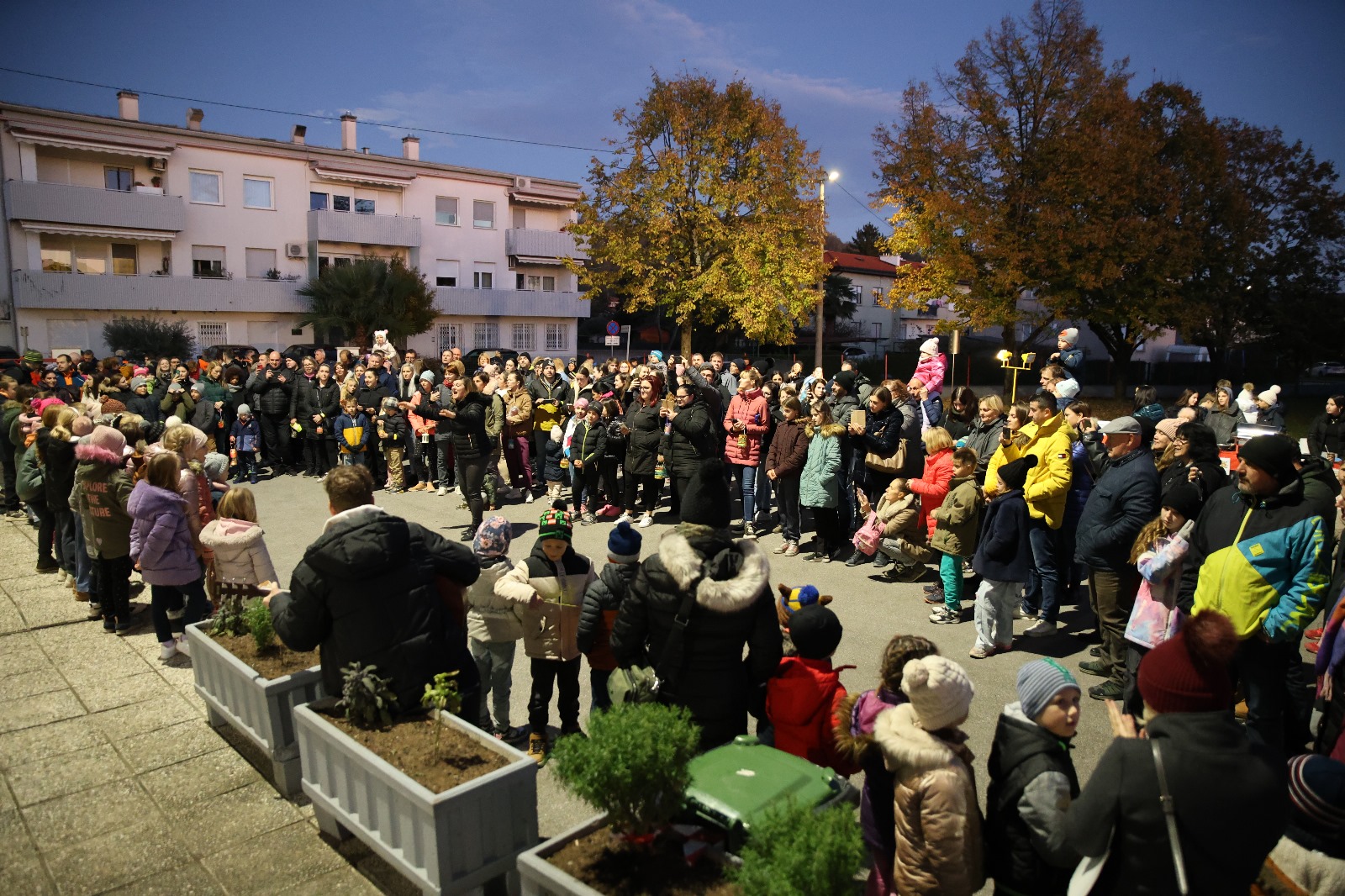 Immagine per Adulti e bambini tra le strade di Šempeter contro le dipendenze