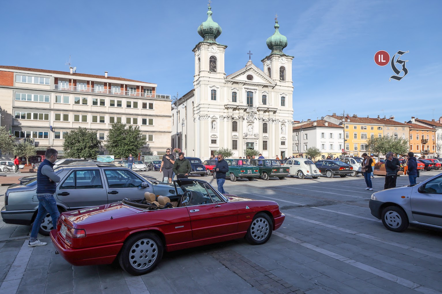 Immagine per Oltre 150 auto d'epoca rombano a Gorizia, giunte da Triveneto, Austria e Slovenia