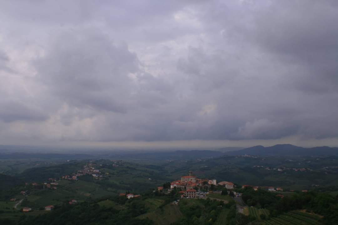 Situazione meteo invariata sul Goriziano, permane un tempo uggioso e mite