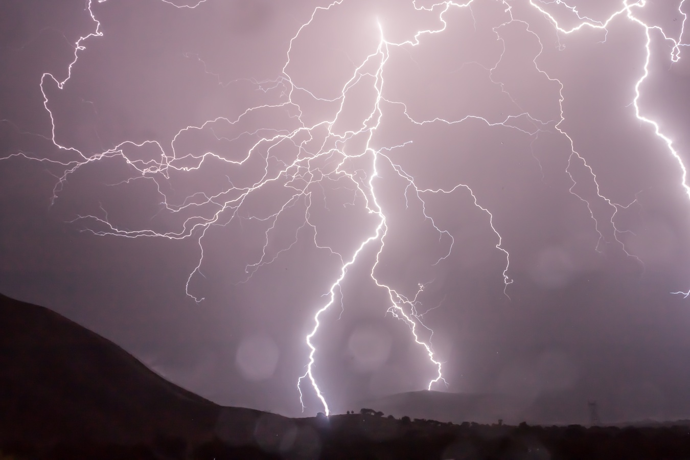 Immagine per Pioggia e rischio temporali su Gorizia, arriva la pausa dal caldo in Fvg 