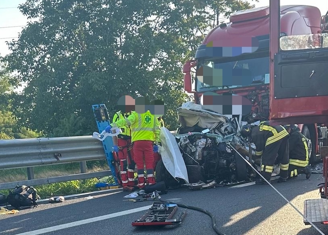 Immagine per Maxi incidente al casello di Redipuglia, nove feriti e lunghe code