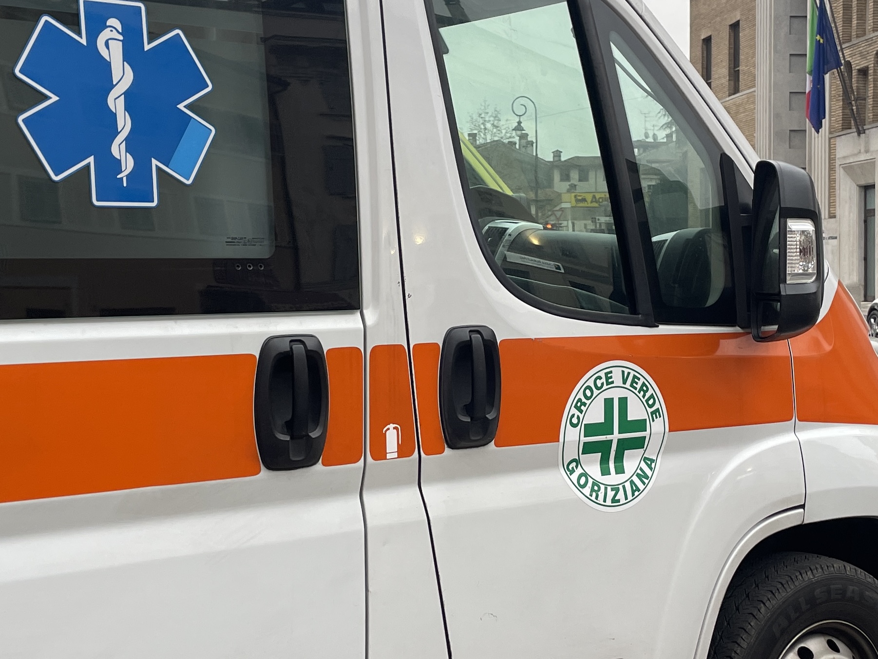 Immagine per Incidentre tra due auto sulla statale a Sistiana, due persone in ospedale