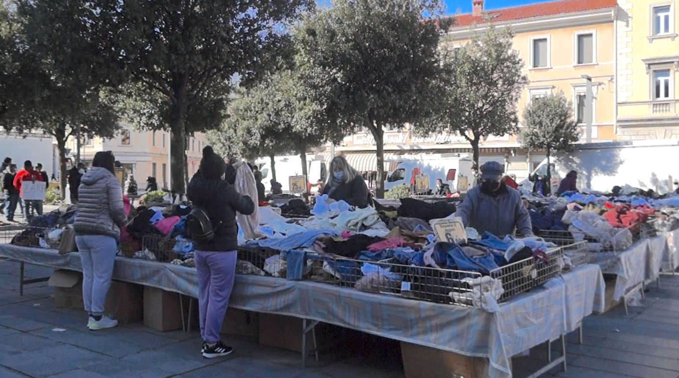 Immagine per Cambiano le regole per il mercato settimanale, le novità in piazza a Monfalcone