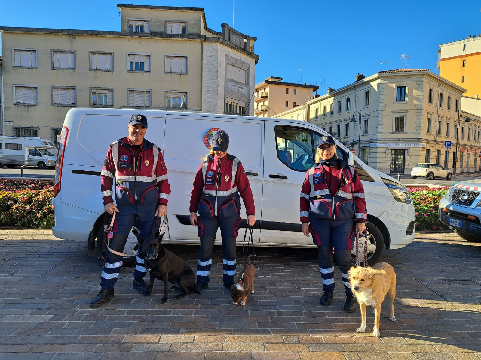 Monfalcone, le unità cinofile di Assopolizia Trieste alla Marcia Solidarietà è Vita