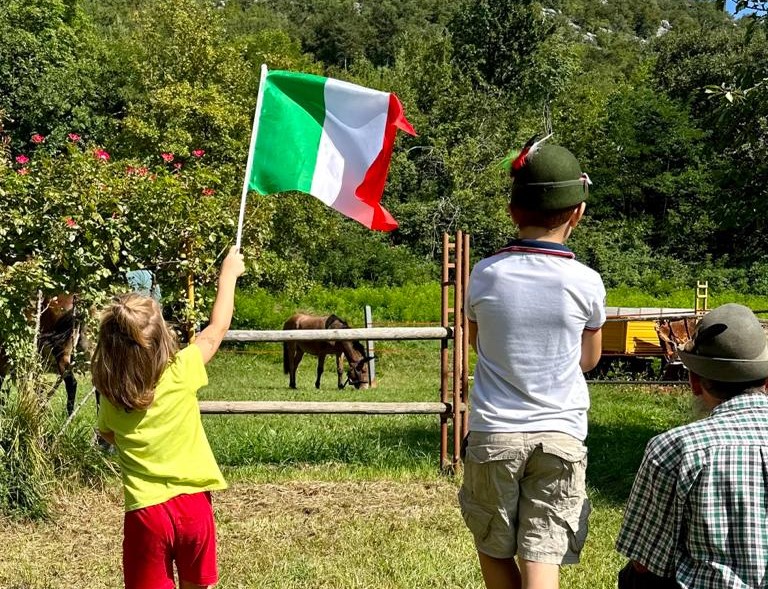 Immagine per San Mauro, tra muli e accampamenti per rivivere la fratellanza vissuta in tempi di guerra