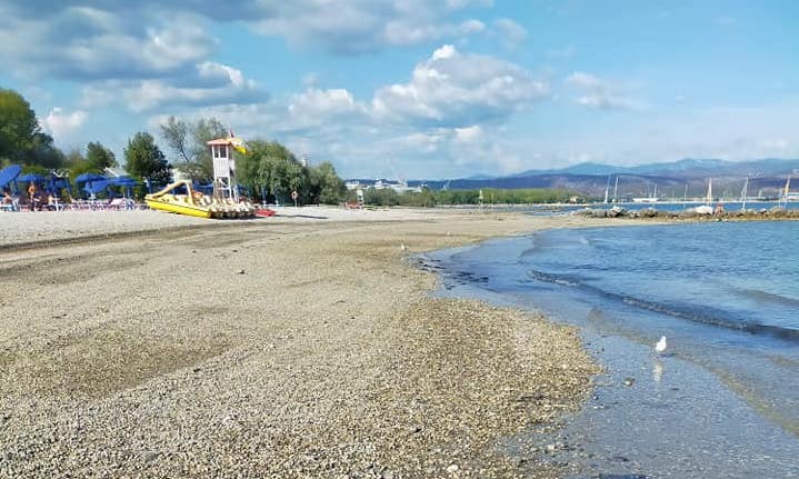 Emergenza gasolio rientrata a Marina Julia, stop al divieto bagni