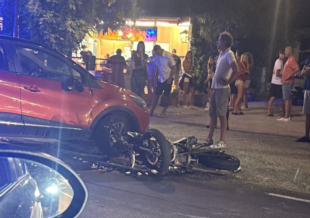 Immagine per Incidente tra auto e moto sulla strada per Grado a Bistrigna, traffico bloccato