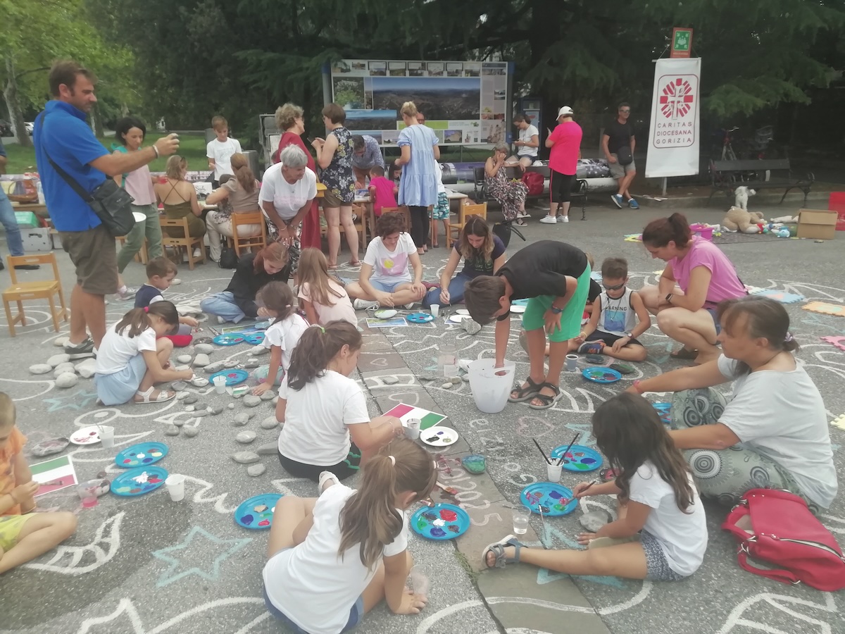 Bambini oltre le frontiere, pomeriggio di giochi e colori sul confine di Gorizia