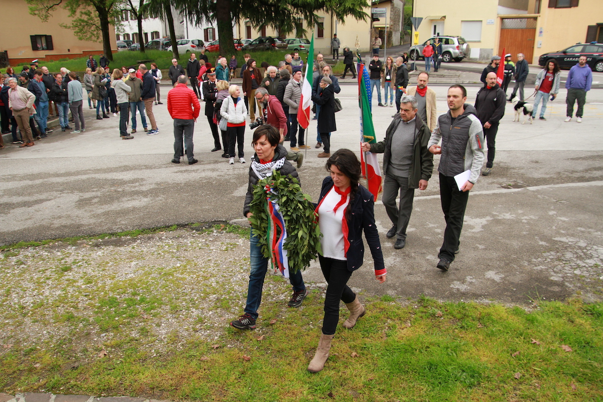 Il 25 aprile a Gorizia, Anpi in cimitero e istituzioni in piazza Vittoria