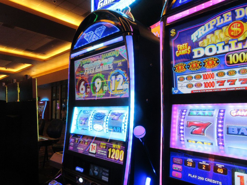 Immagine per Slot machine lontane 500 metri da scuole e chiese, 168 luoghi a Gorizia