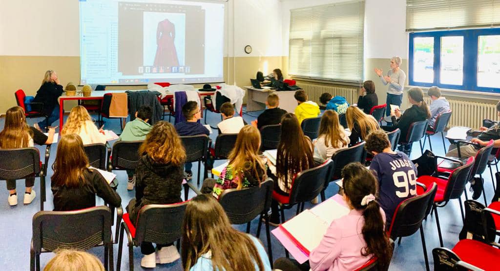 Immagine per Gorizia, fondi ridotti ma la scuola Ascoli prosegue alla scoperta dello sloveno