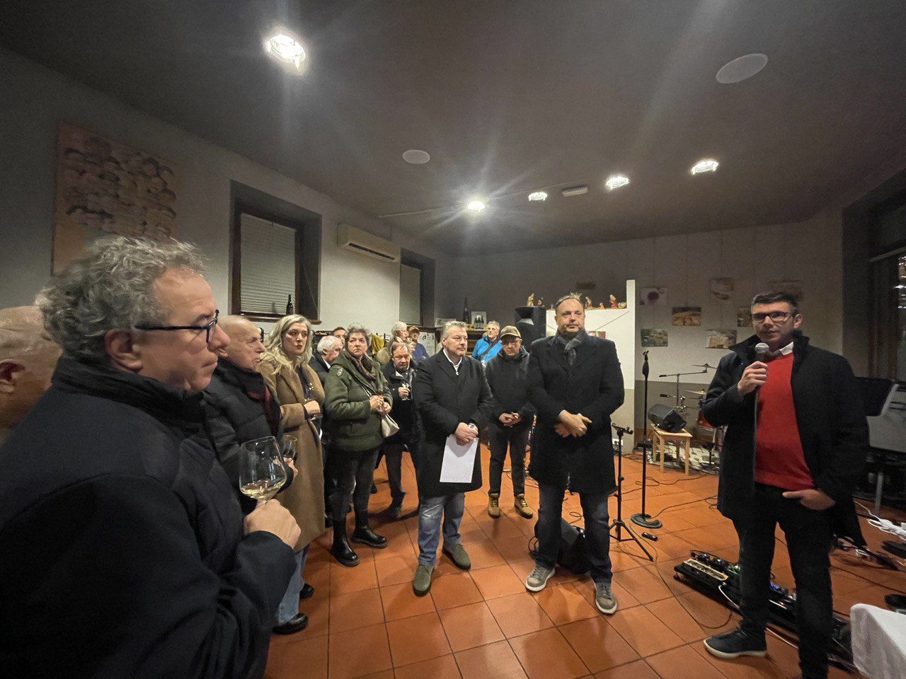 L'ultimo brindisi in Enoteca a Cormons prima del cantiere, riapre a settembre