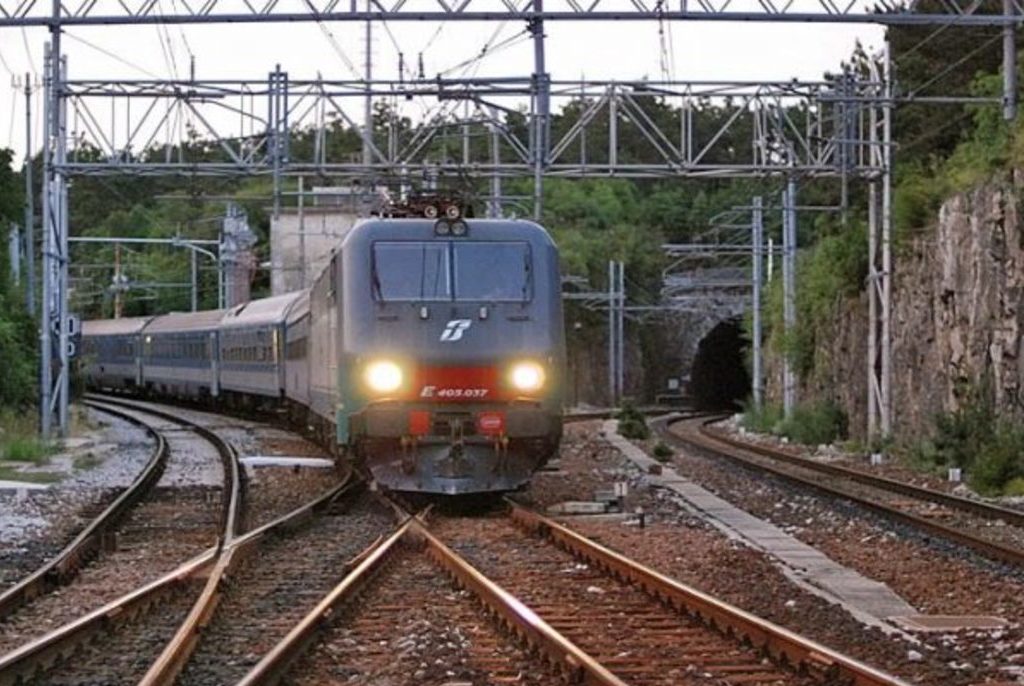 Immagine per Ferrovie, dubbi e progetti sulla nuova galleria tra Ronchi e Aurisina