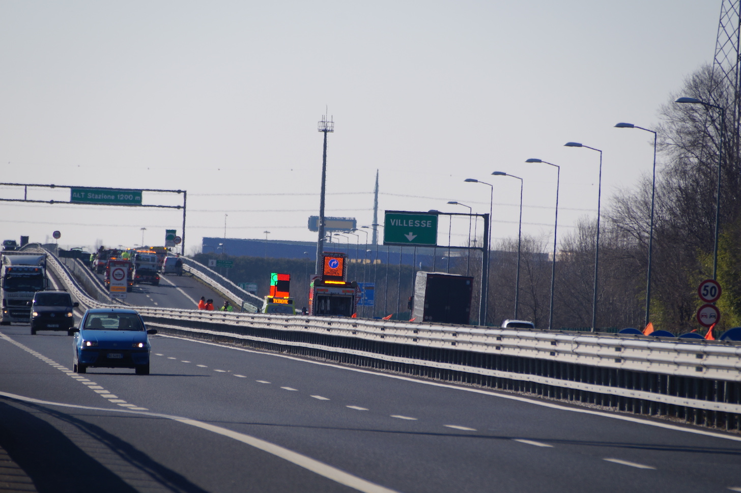 Auto contromano sull'A34 a Villesse, un morto e quattro feriti gravi