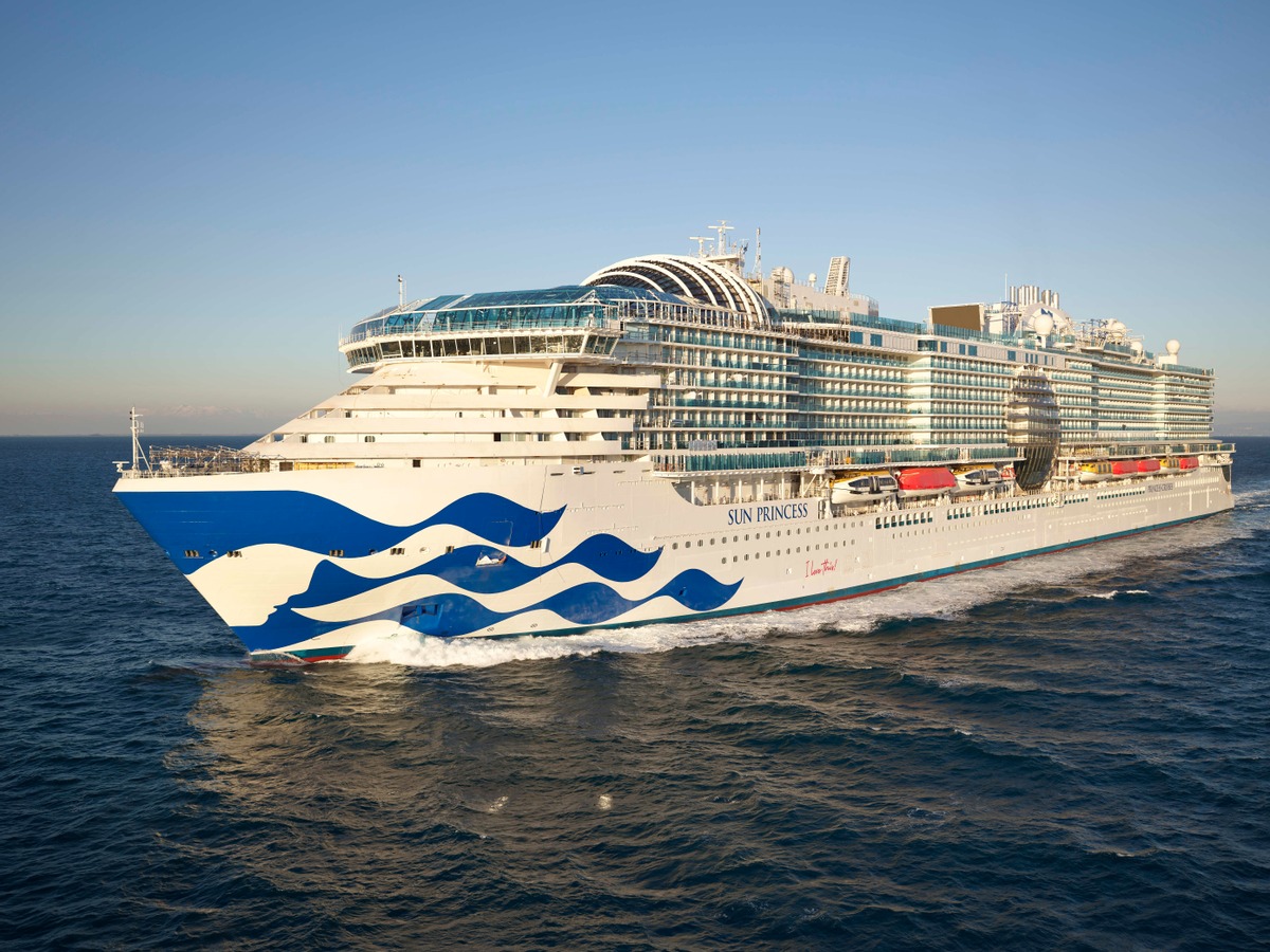 Fincantieri consegna la Sun Princess, ultimi lavori sulla nave a Monfalcone