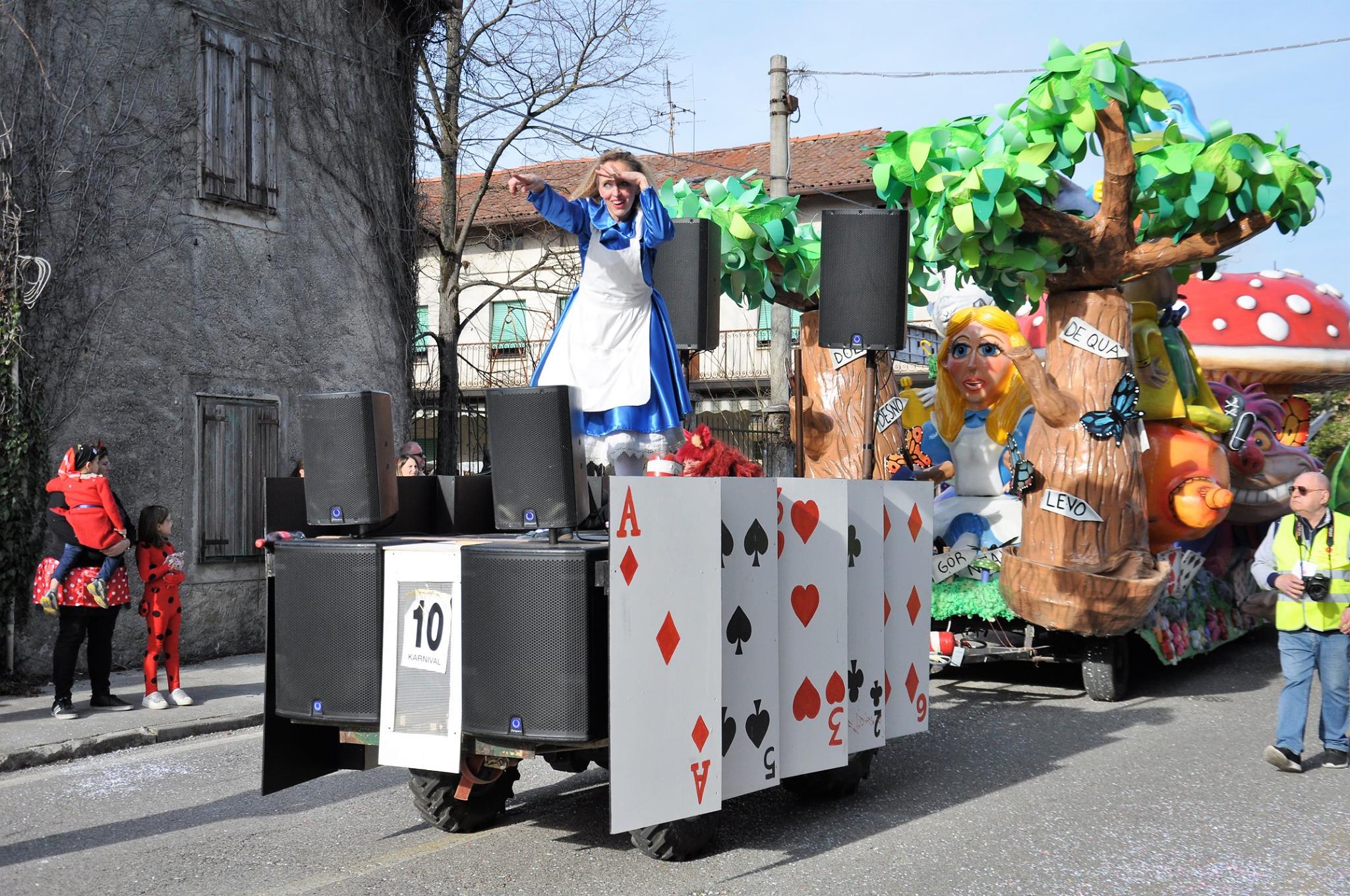 Immagine per Ritorna la festa di carnevale con la sfilata dei carri a Savogna d'Isonzo