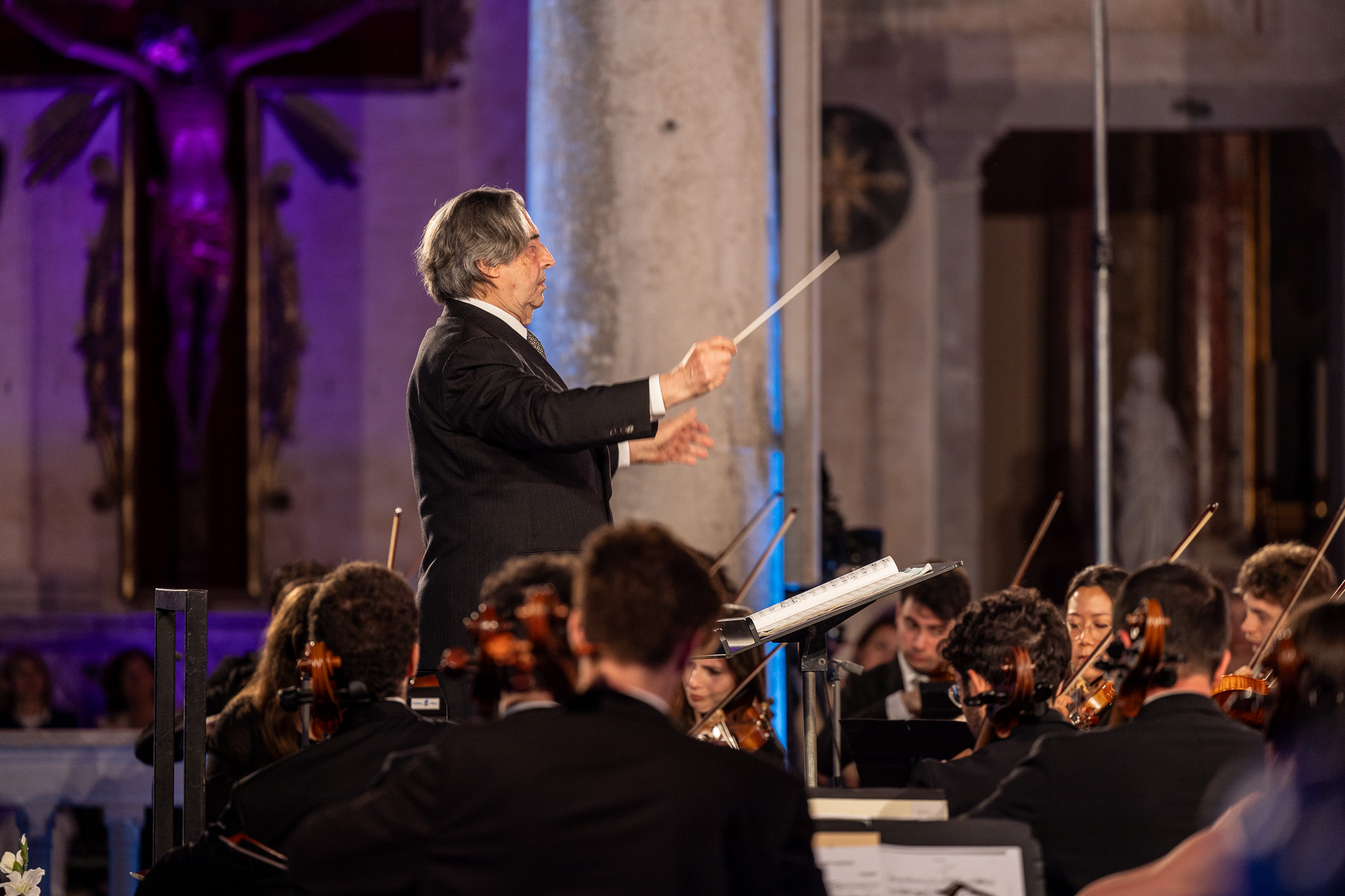 Immagine per Aquileia sveglia all'alba per la musica del solstizio, Martines: chiarezza su costi Muti