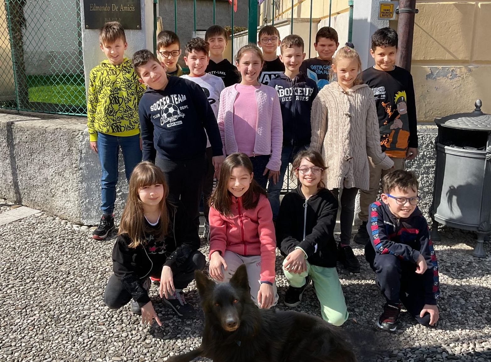 Le avventure del cane Pepito in un libro, bambini scrittori in classe a Medea