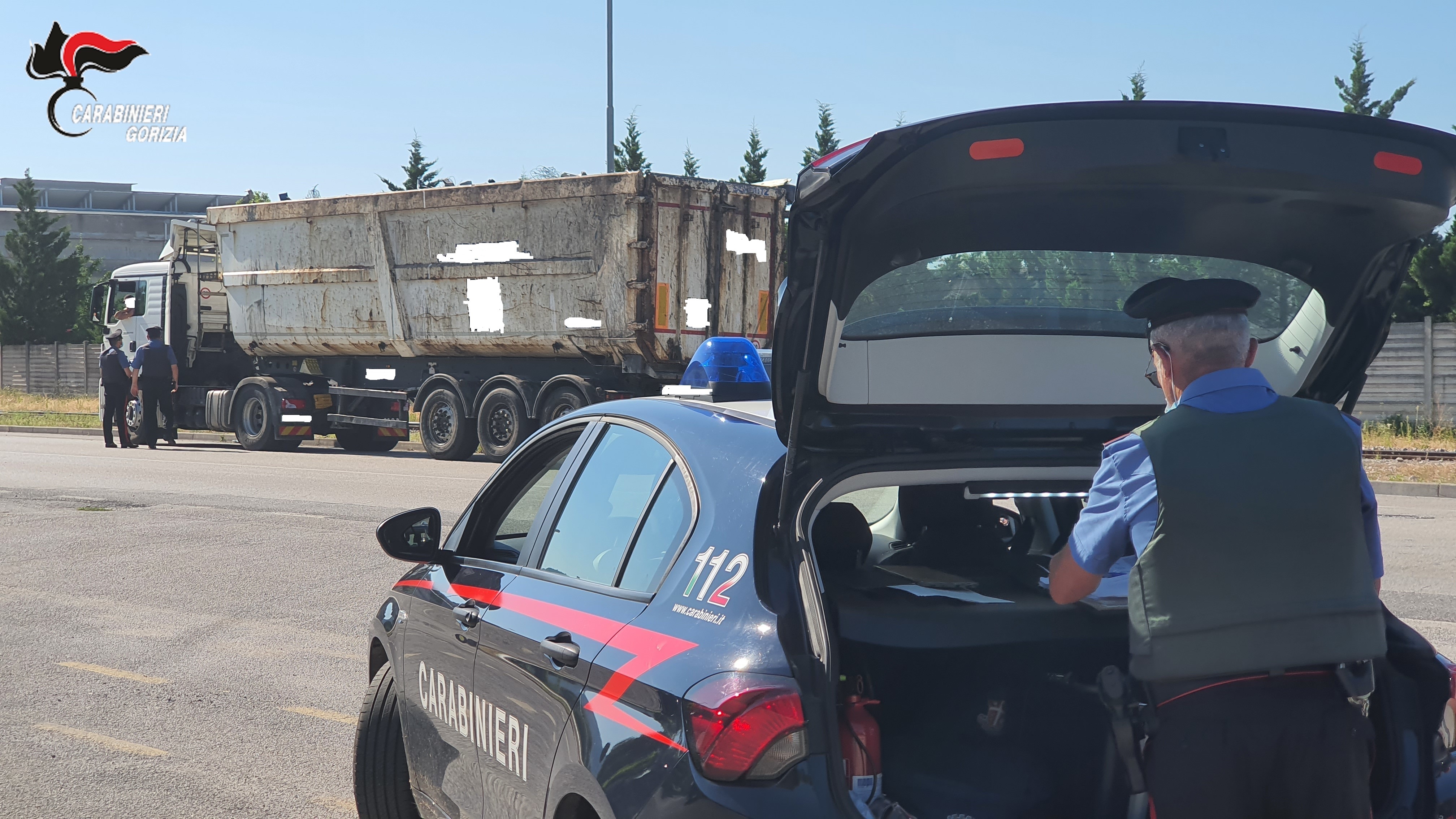 Immagine per Rubano auto e speronano i carabinieri: tre ragazzi denunciati a Monfalcone