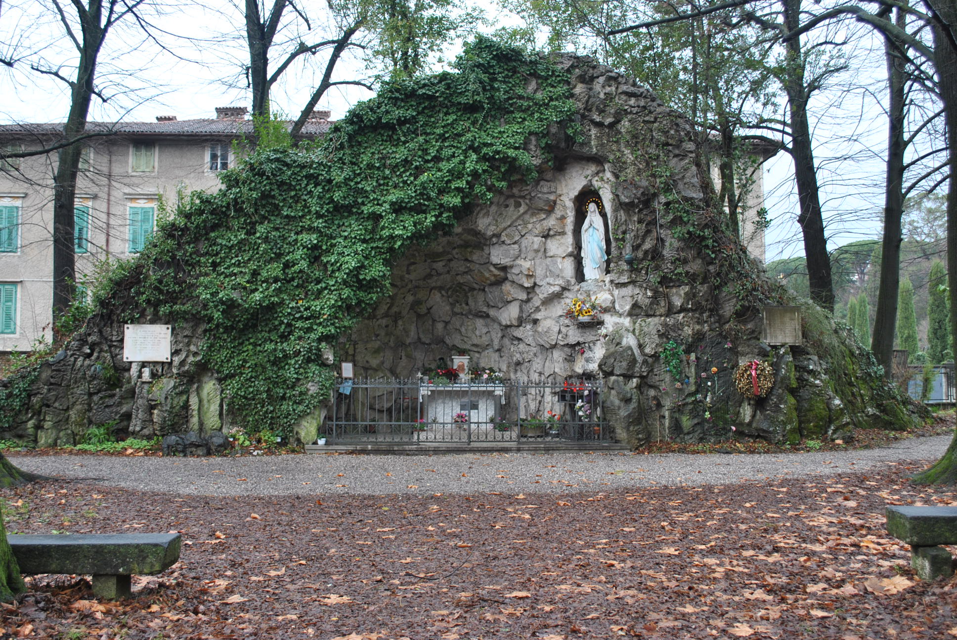 Morì cadendo nel pozzo di parco Coronini, Gorizia ricorda il piccolo Stefano