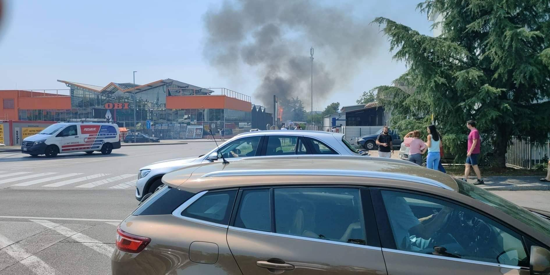 Immagine per A fuoco il magazzino Obi a Nova Gorica, evacuato il negozio