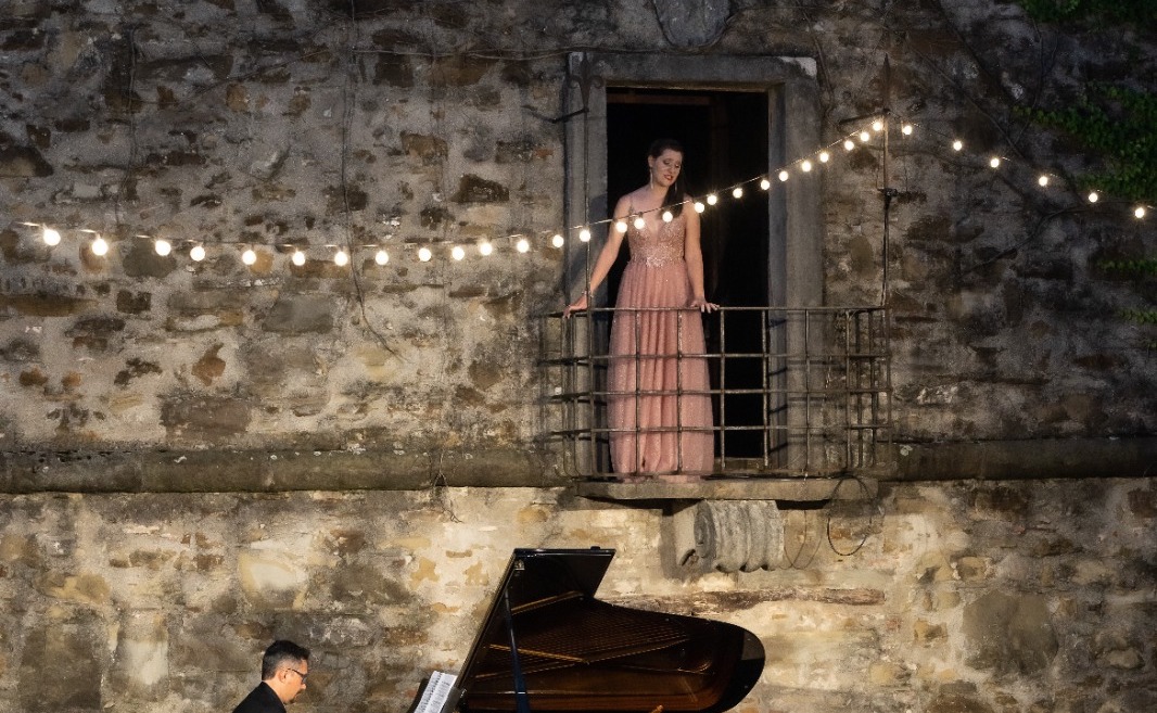 A Brda l'opera si canta dai balconi, musica nel castello di Dobrovo