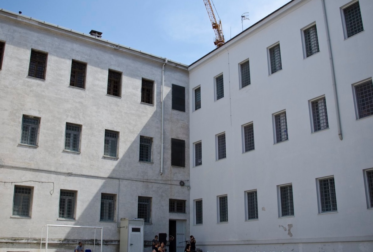 Immagine per Incendio dentro il carcere di Gorizia, le reazioni della politica al nuovo caso