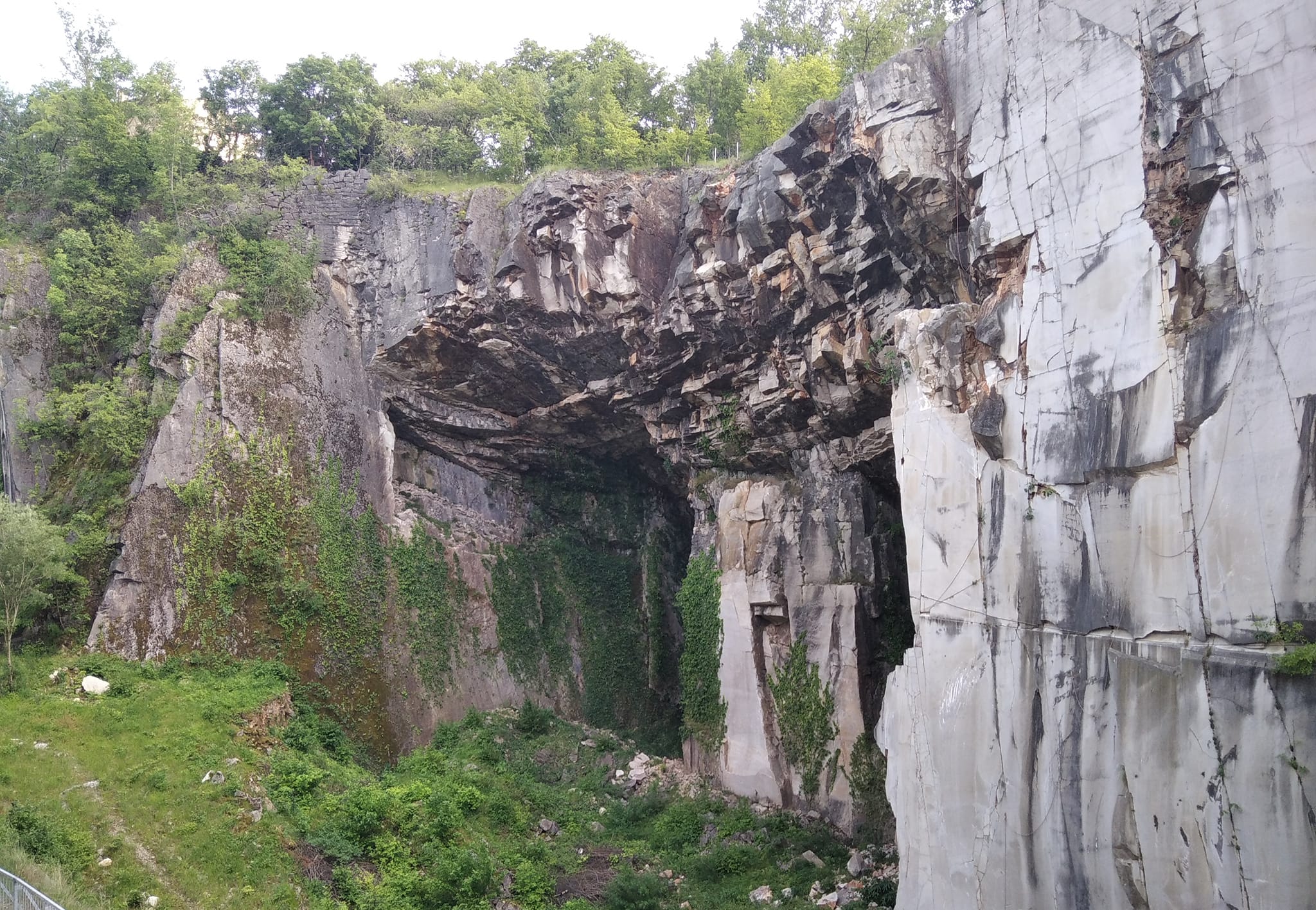 Museo delle cave ad Aurisina, esperti ed esempi a Pietra Kamen