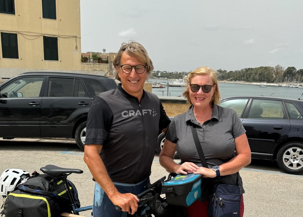 La sfida di Daniele partito dall'Istria, fare il giro delle coste italiane in bici