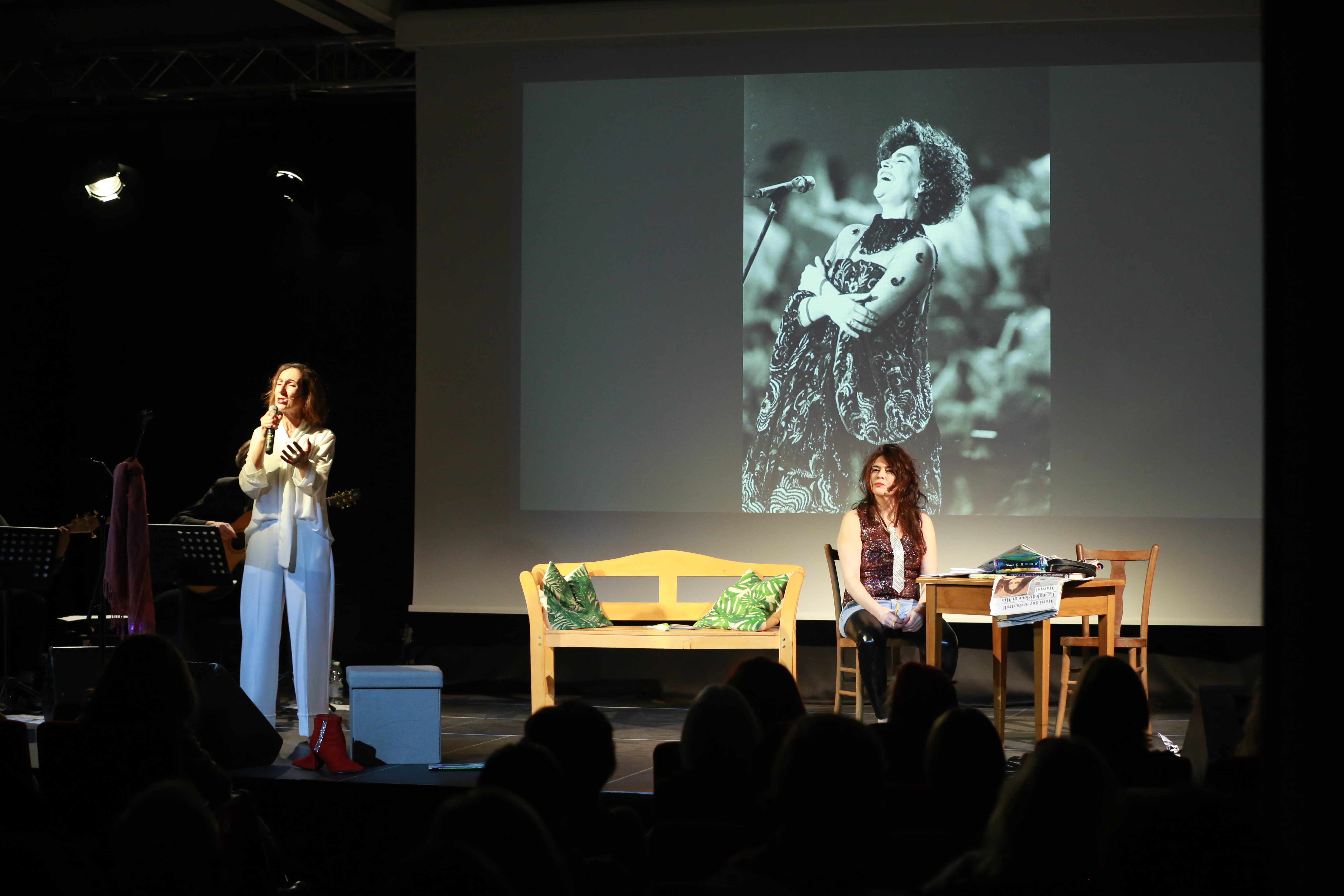 Gorizia, le vite di Mia Martini e Loredana Bertè sul palco con Alienazioni