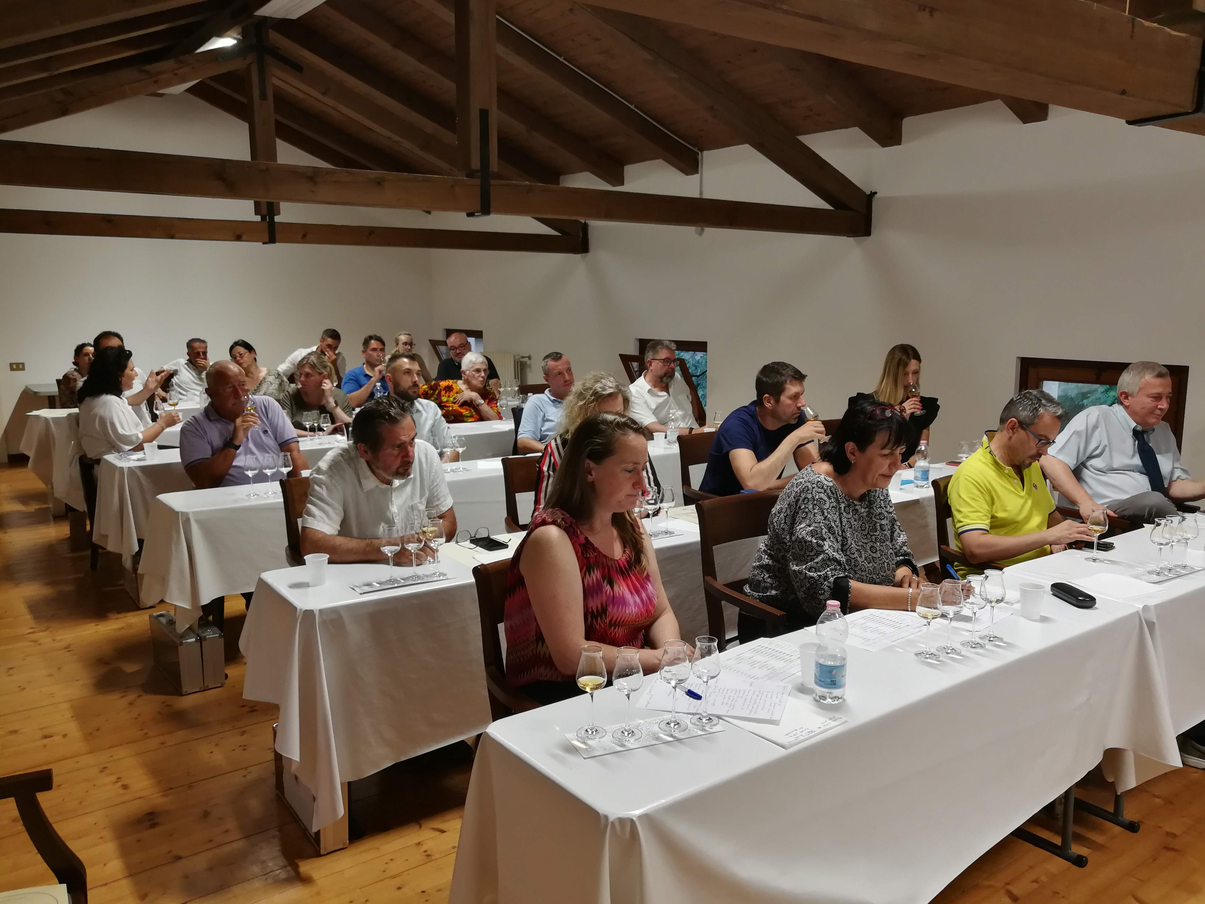 Immagine per I segreti delle grappe, il corso per degustatori a Cormons