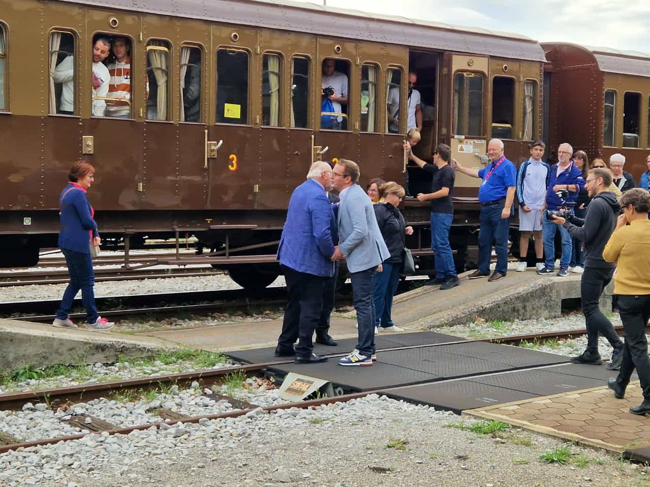 Carrozze degli anni Settanta sui binari tra Gorizia e Nova Gorica, nuovi treni storici