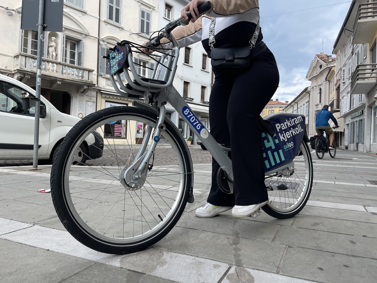 Immagine per Parcheggi per bici veloci e sicuri, ecco il progetto green tra le due Gorizie