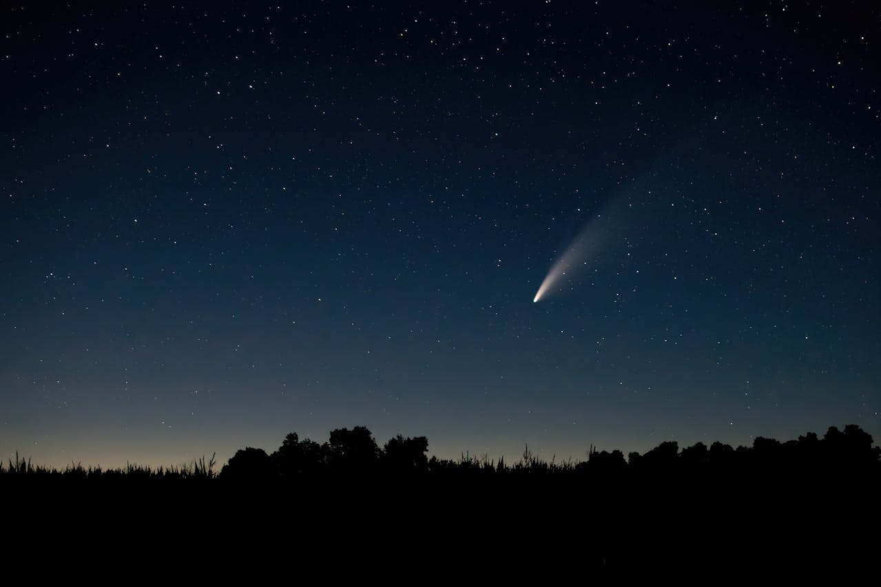 Immagine per La cometa del secolo vicina alla Terra, gli occhi al cielo dall'Osservatorio di Farra 